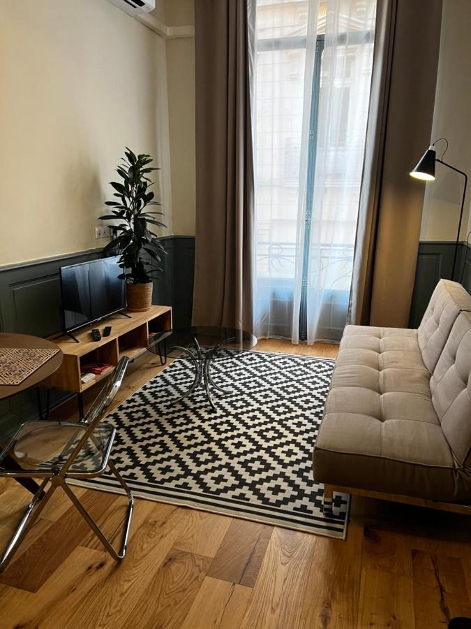 Cours Republique Apartment Narbonne Exterior photo